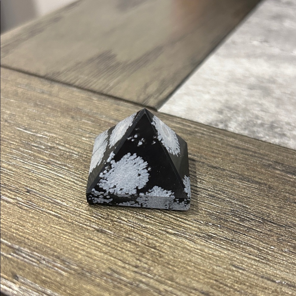 Snowflake Obsidian Pyramid Crystal - Black with Gray Snow Patterns - Picture 2 of 9